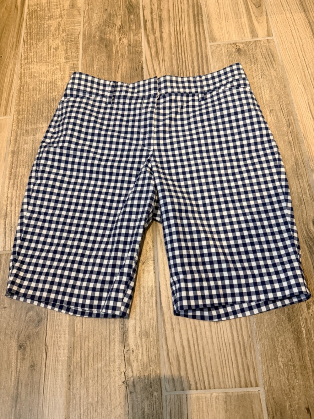 Talbots Navy and White Gingham Perfect 10 1/2" Shorts.  EUC